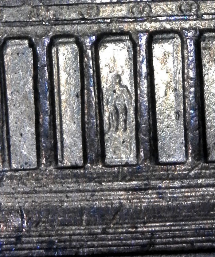 2003-P-Lincoln-Memorial-Cent-With-Nice-Column-Bar-DDR!-To-The-Left